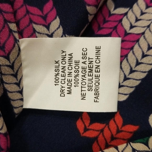 💕TRINA TURK💕 Ira 3 100% Silk Pajama Style Top ~ Fairisle Print Medium M NWT - Picture 16 of 16